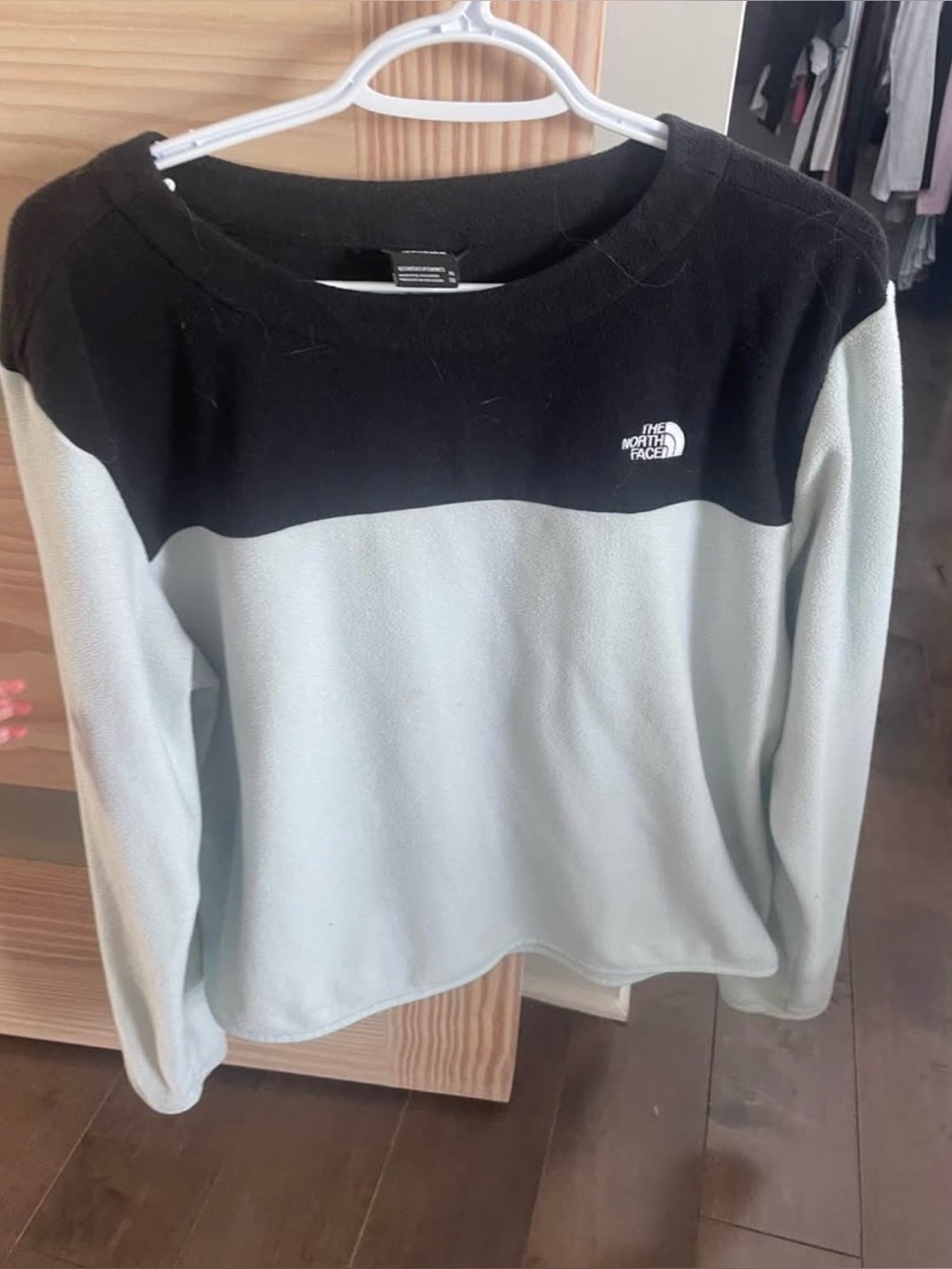 The North Face Women’s Two-Tone Crewneck Sweater Black and Light Gray - xlarge